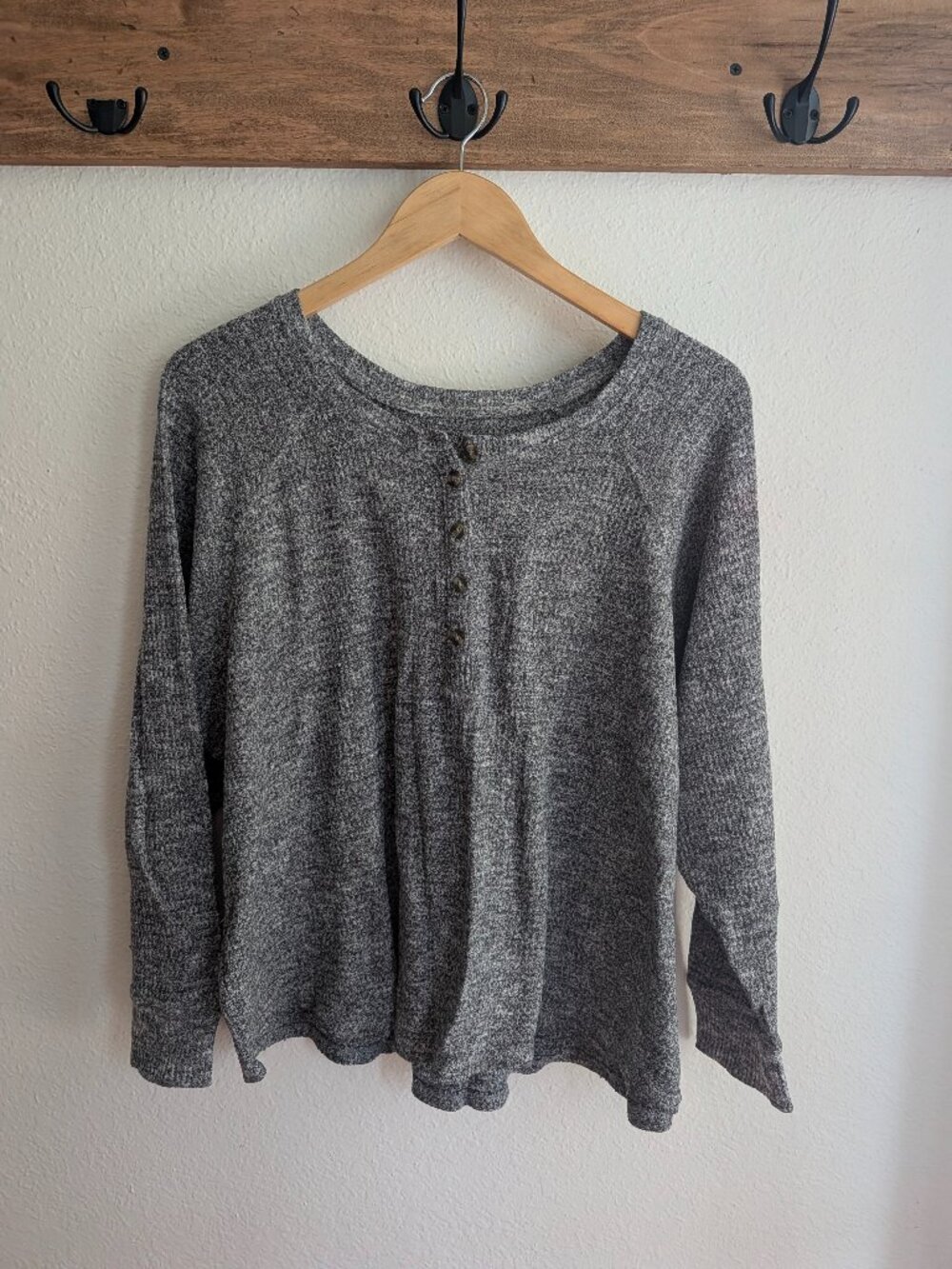 american eagle super soft heathered gray waffle henley style shirt size large